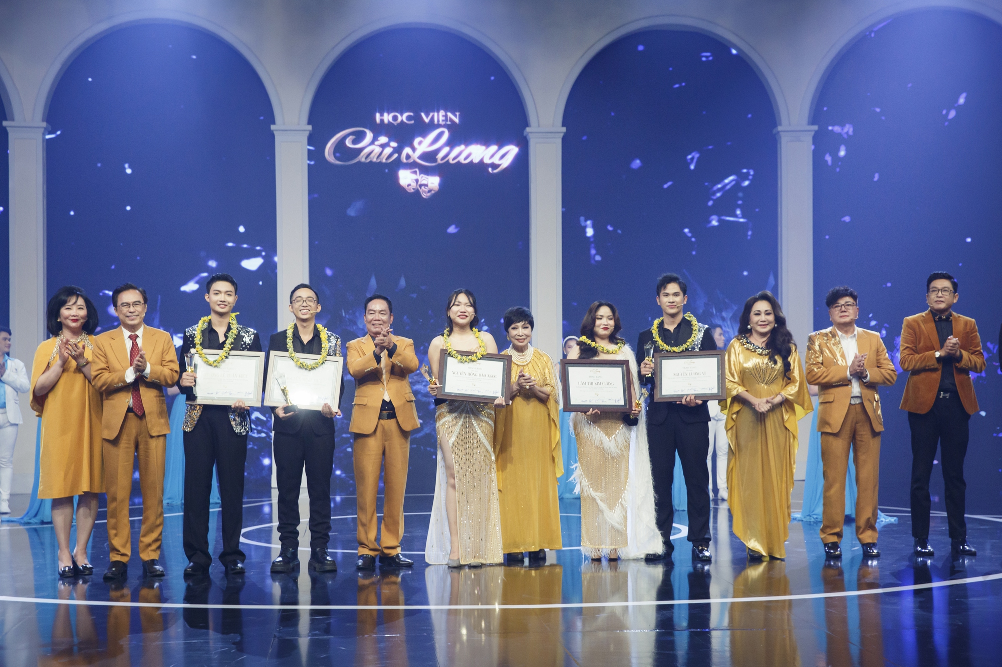 5 ngôi vị quán quân, Học viện Cải lương