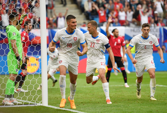 Patrik Schick (10) liệu sẽ giúp Công hòa Czech tiến sâu vào Euro 2024?Ảnh: REUTERS