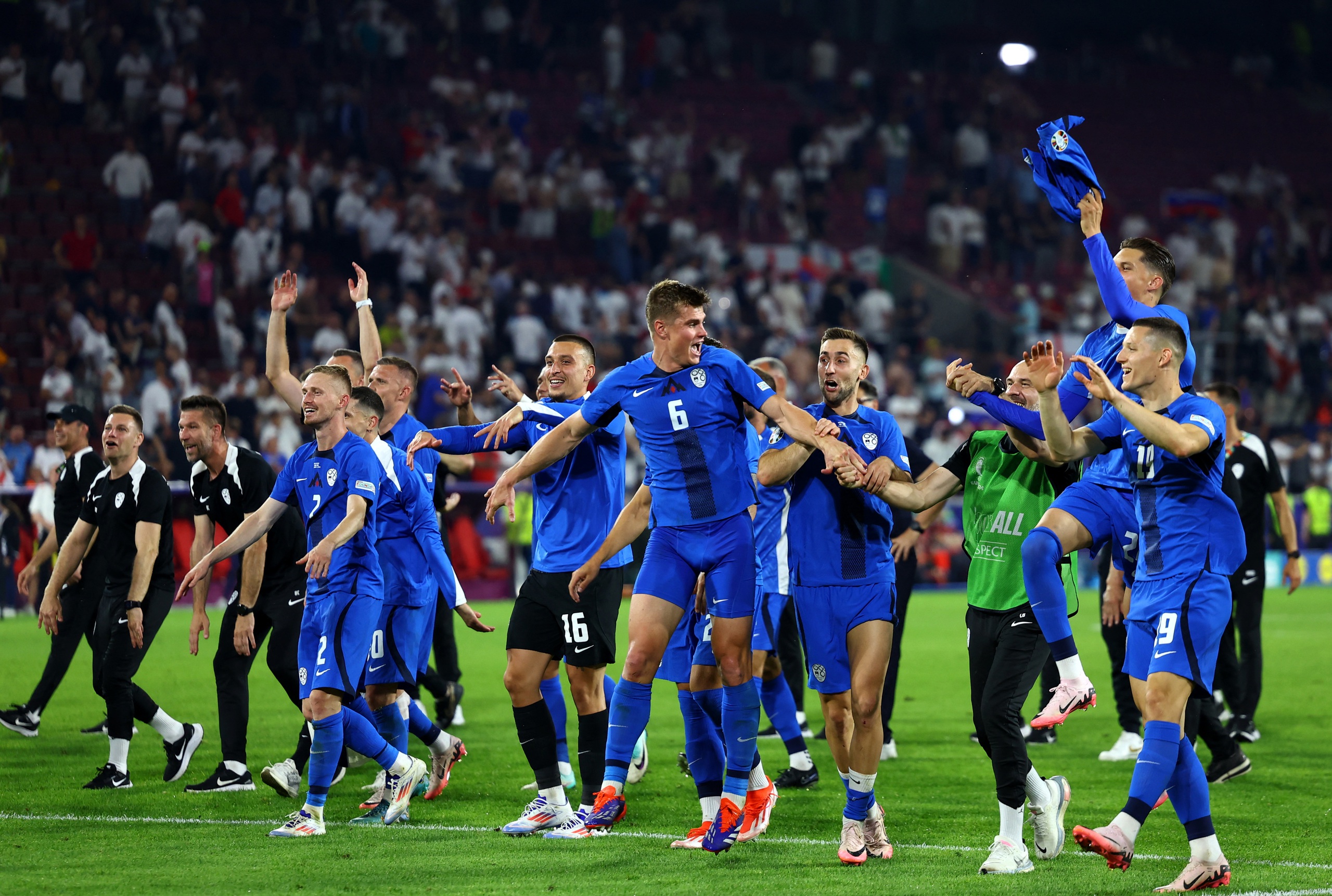 Euro 2024: Không thắng nổi Slovenia, tuyển Anh vẫn giành ngôi nhất bảng- Ảnh 7.