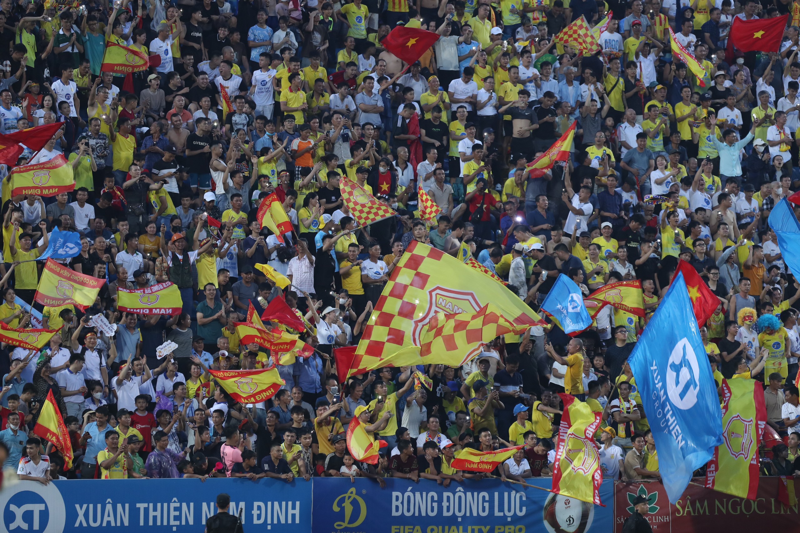 Nam Định vô địch V-League 2023-2024 sớm một vòng đấu- Ảnh 5.
