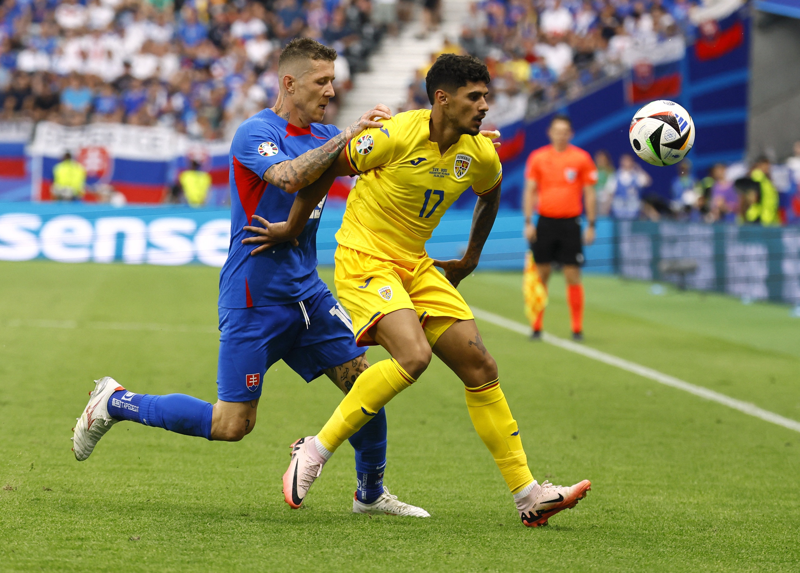 Euro 2024: Slovakia v&agrave; Romania v&agrave;o v&ograve;ng 1/8, đẩy Bỉ gặp Ph&aacute;p- Ảnh 8.