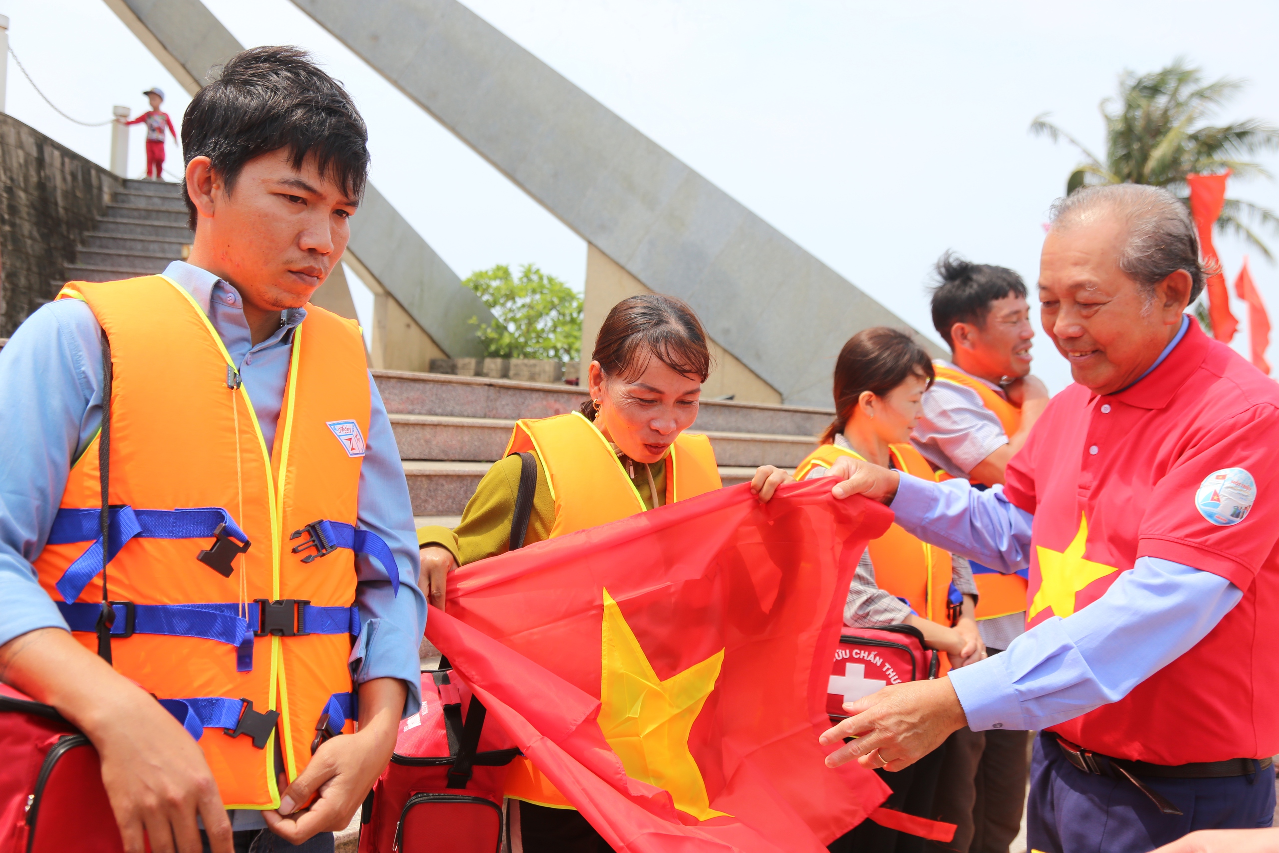 "Tự h&agrave;o cờ Tổ quốc' - Th&ocirc;ng điệp lớn về t&igrave;nh y&ecirc;u đất nước- Ảnh 6.