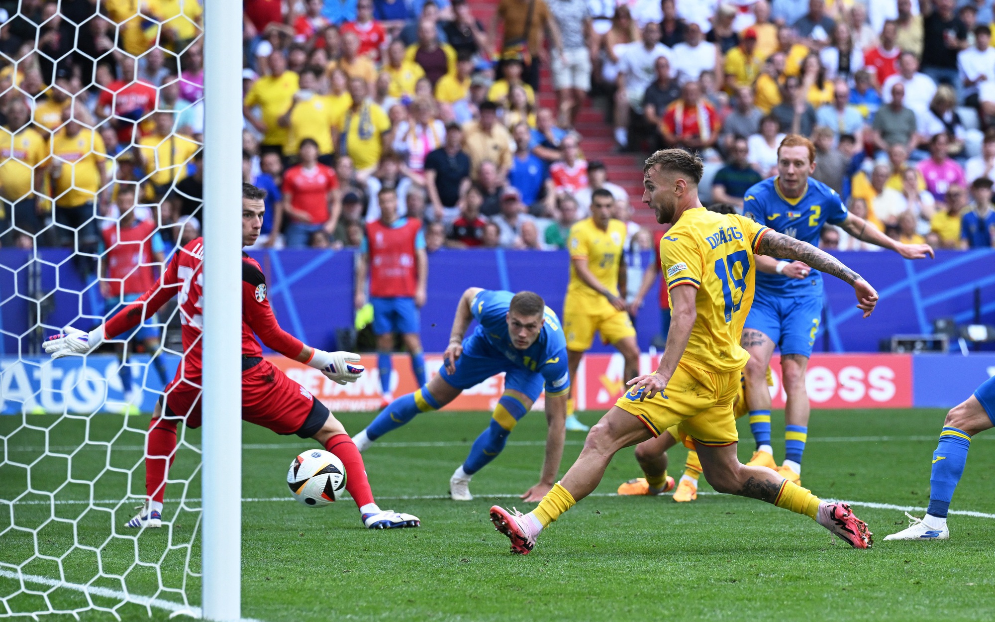 Euro 2024: Soi tỉ số Bỉ - Ukraine và Slovakia – Romania