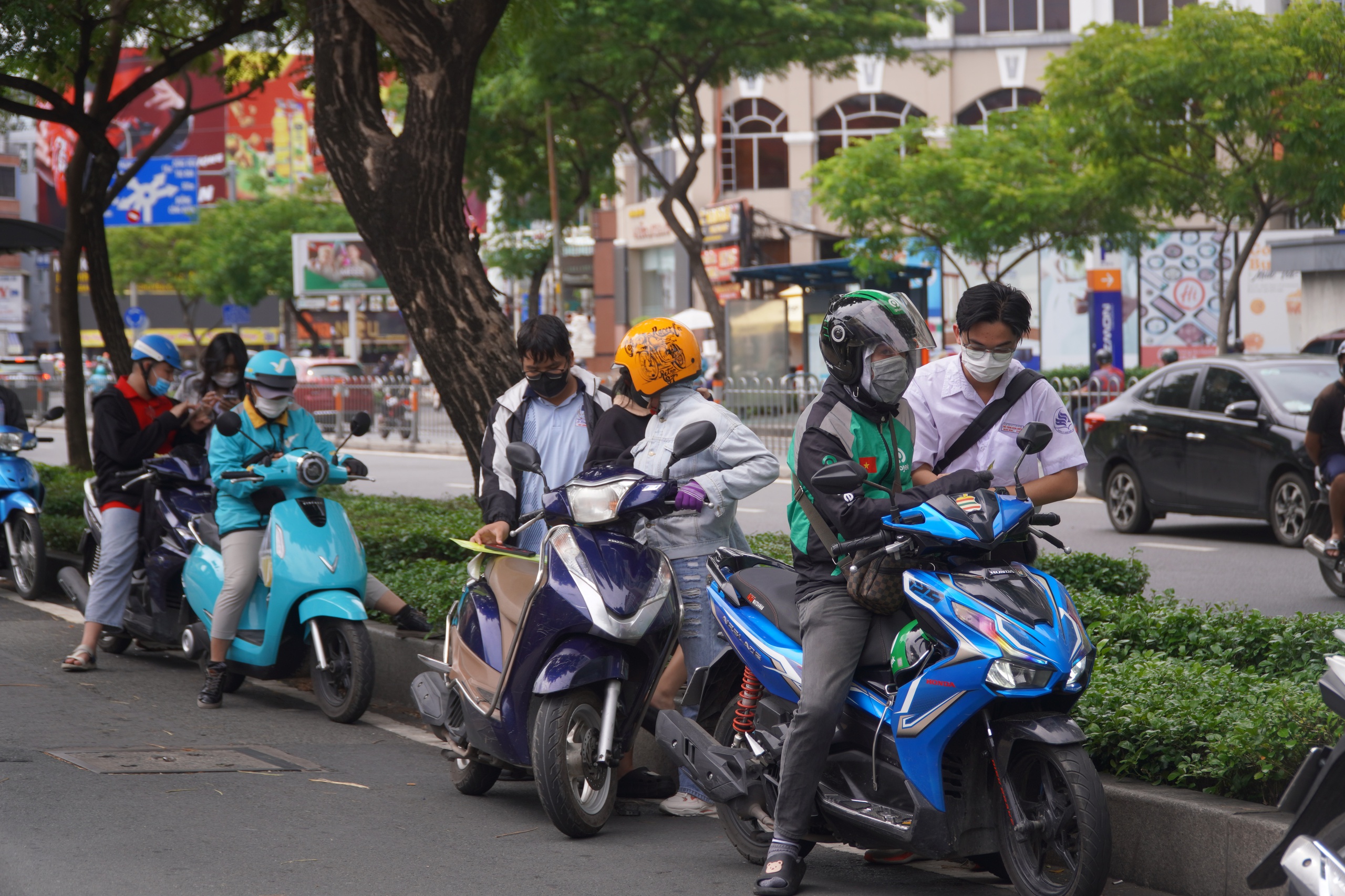 Th&iacute; sinh TP HCM sẵn s&agrave;ng bước v&agrave;o cuộc thi lớn- Ảnh 3.