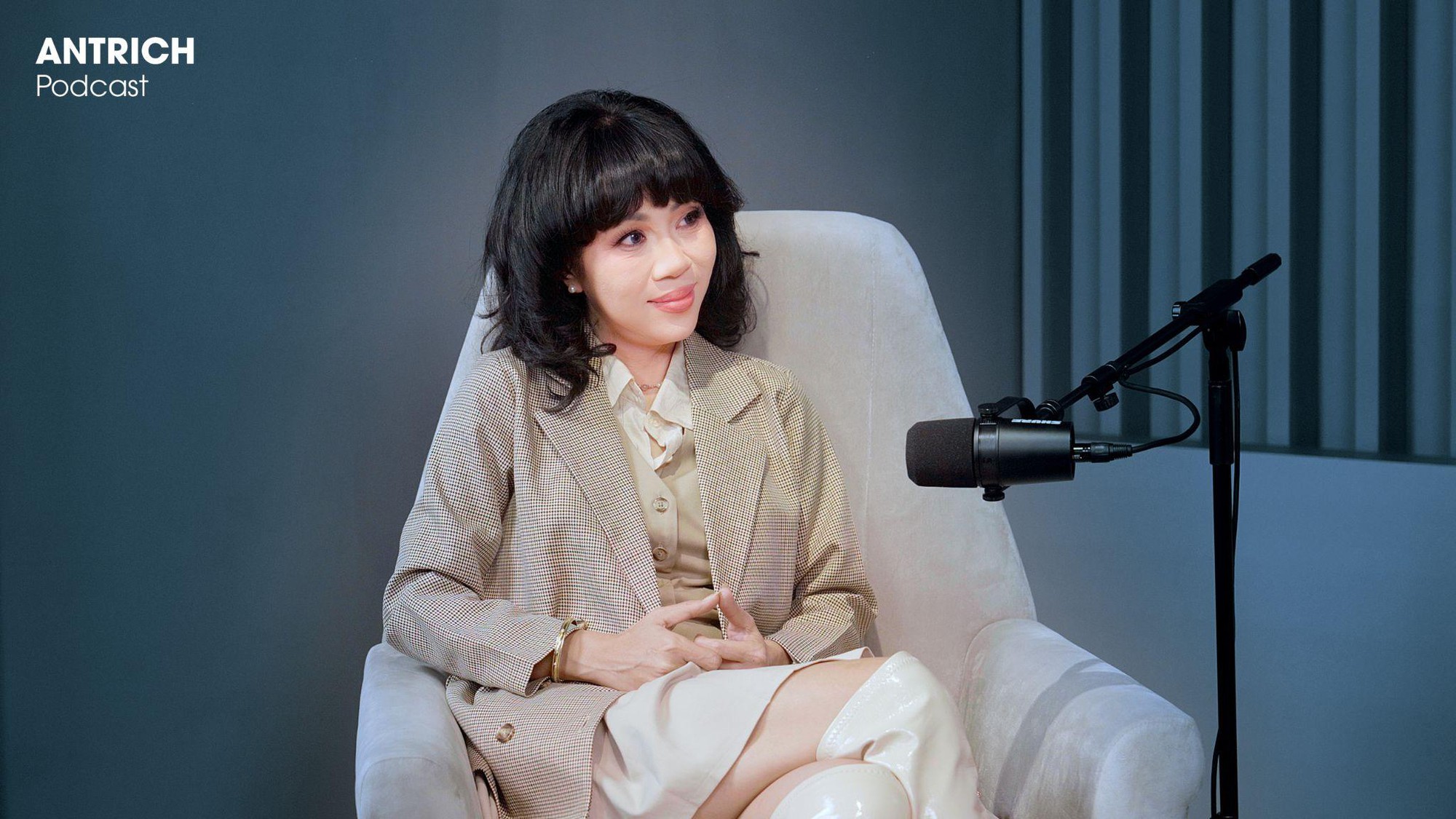 Những chiếc &ldquo;mỏ hỗn&rdquo; đều trở n&ecirc;n &ldquo;hiền ngang&rdquo; khi n&oacute;i chuyện với người n&agrave;y tại Antrich Podcast- Ảnh 1.