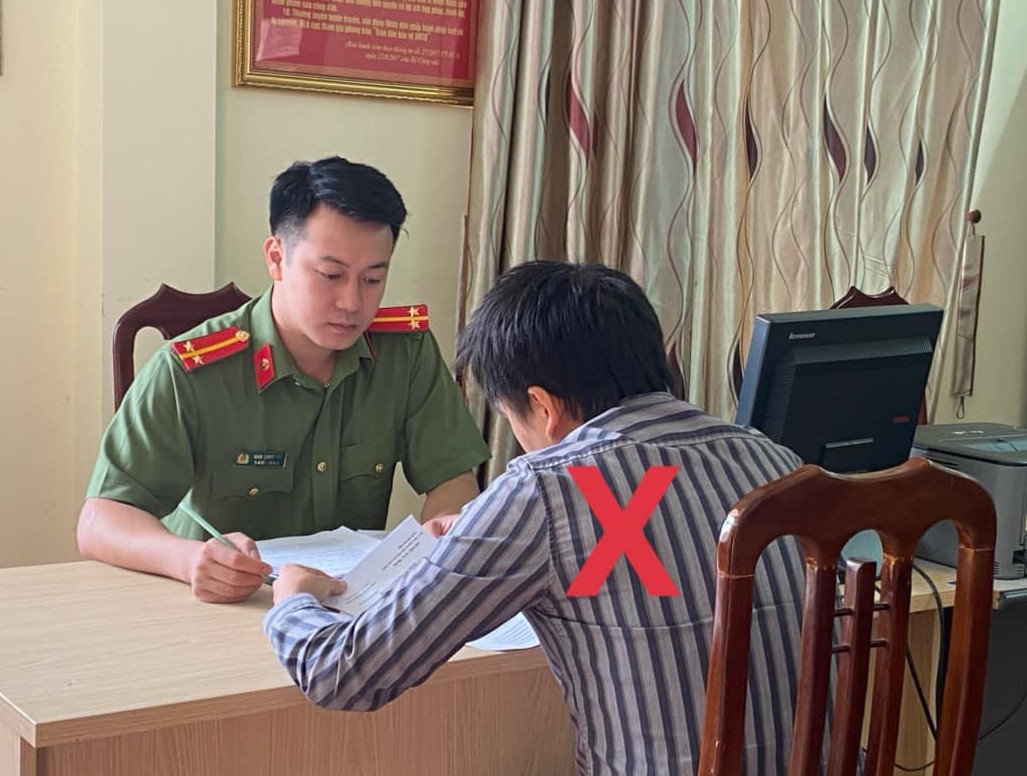 Hoang tin nh&oacute;m người đi &ocirc; t&ocirc; bắt c&oacute;c trẻ em- Ảnh 1.