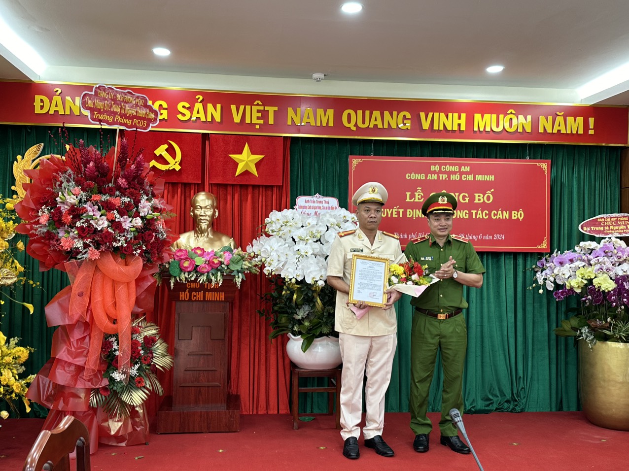 Nh&acirc;n sự mới C&ocirc;ng an TP HCM- Ảnh 1.