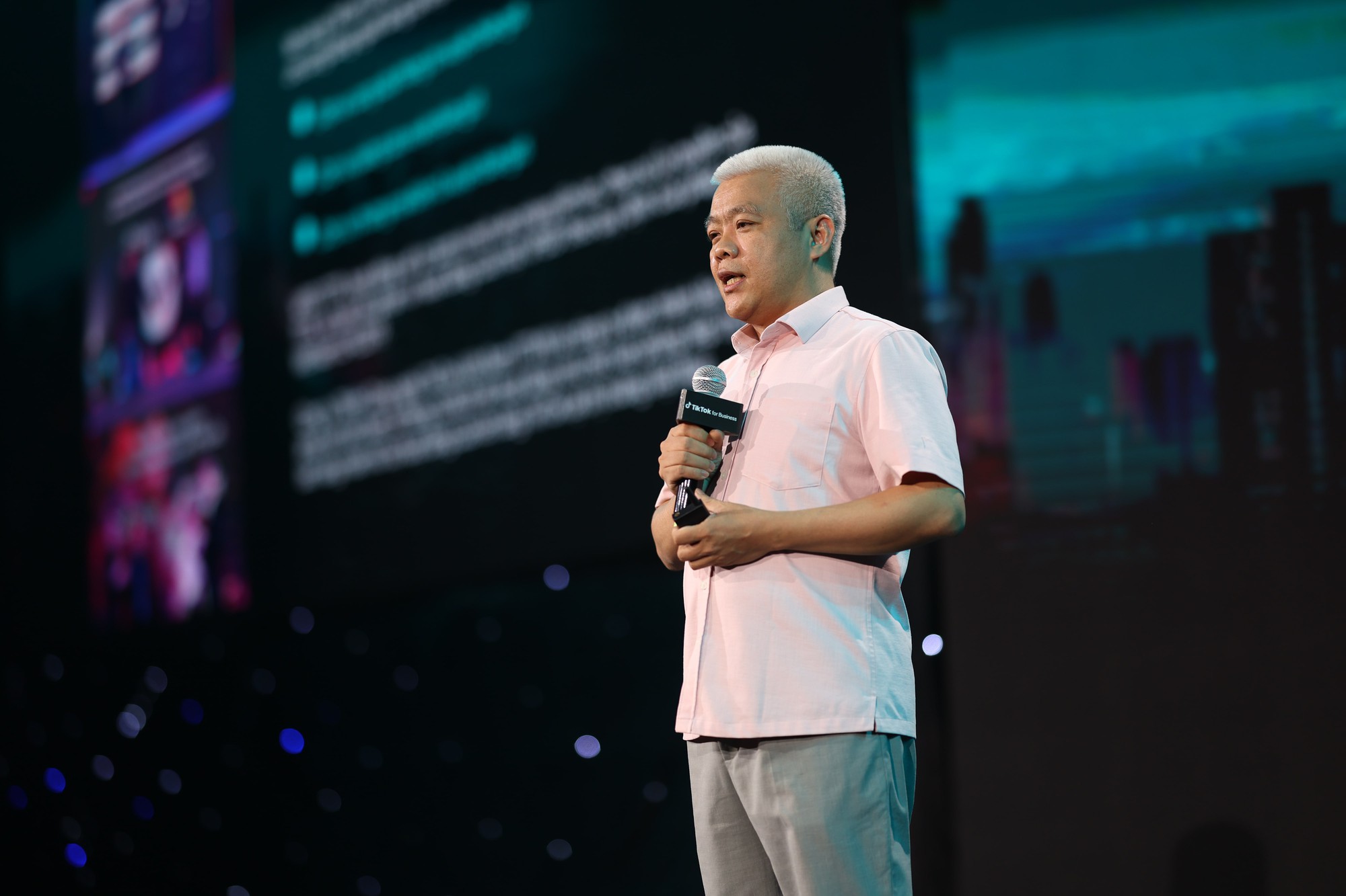 TikTok d&agrave;nh 1 triệu USD hỗ trợ người b&aacute;n h&agrave;ng- Ảnh 1.