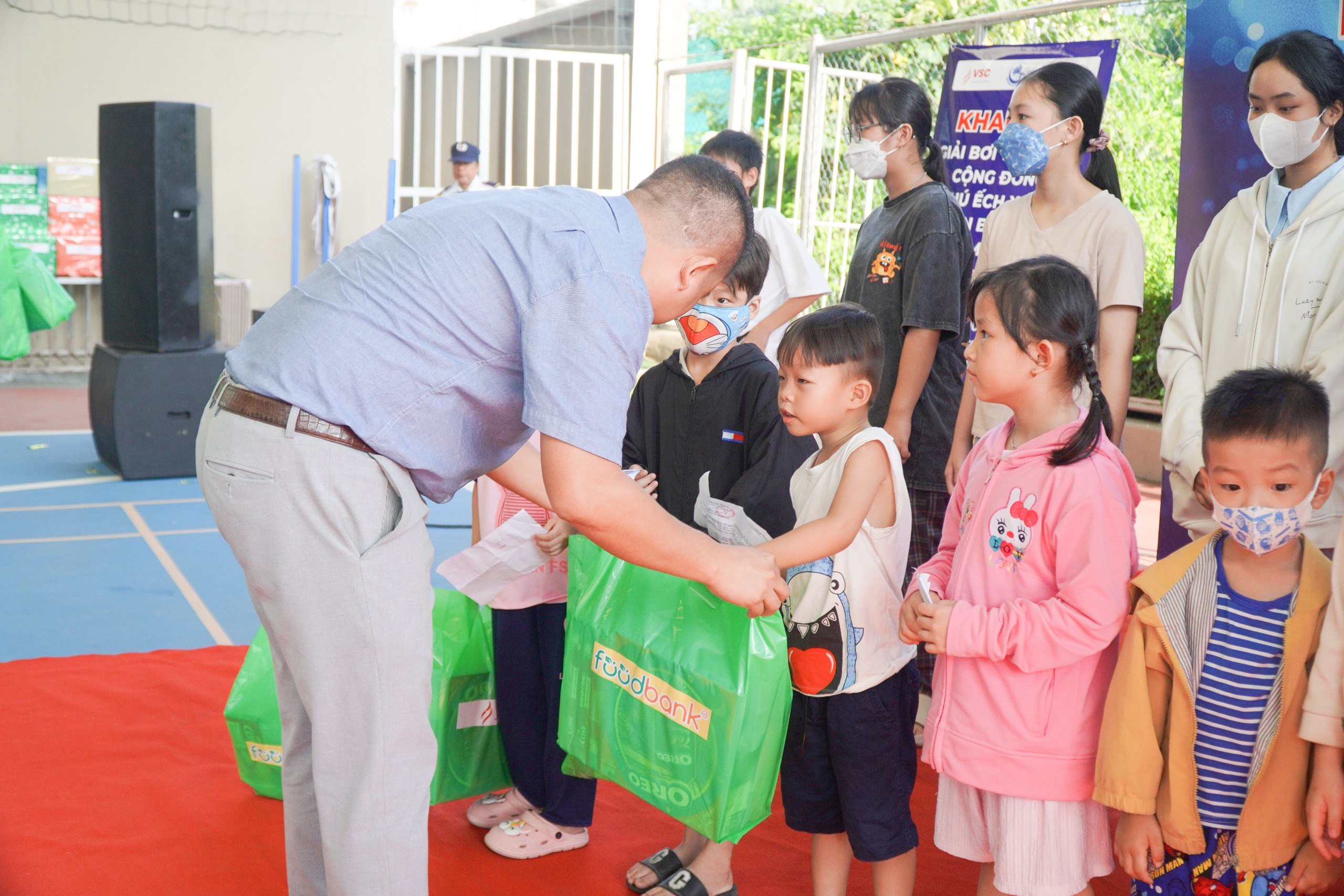 Quận B&igrave;nh T&acirc;n phổ cập bơi v&agrave; ph&ograve;ng chống đuối nước với Giải bơi thi&ecirc;u nhi "Ch&uacute; ếch xanh"- Ảnh 3.