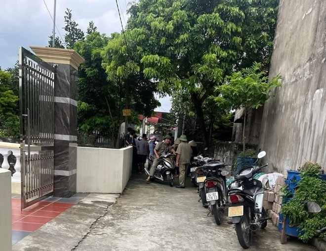 Phát hiện vợ tại khách sạn, cầm dao chém bố mẹ "tình địch" thương vong- Ảnh 1.