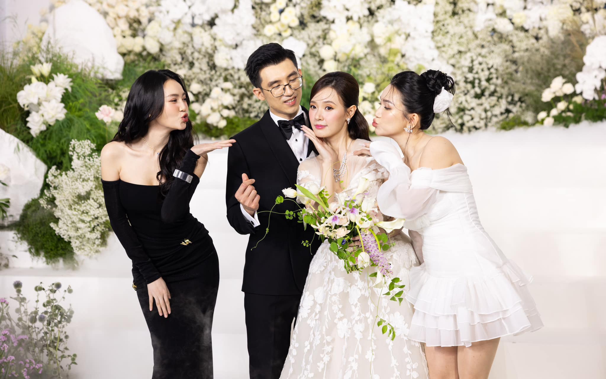 Lan Ngọc, Trường Giang - Nhã Phương tụ hội tiệc cưới Midu