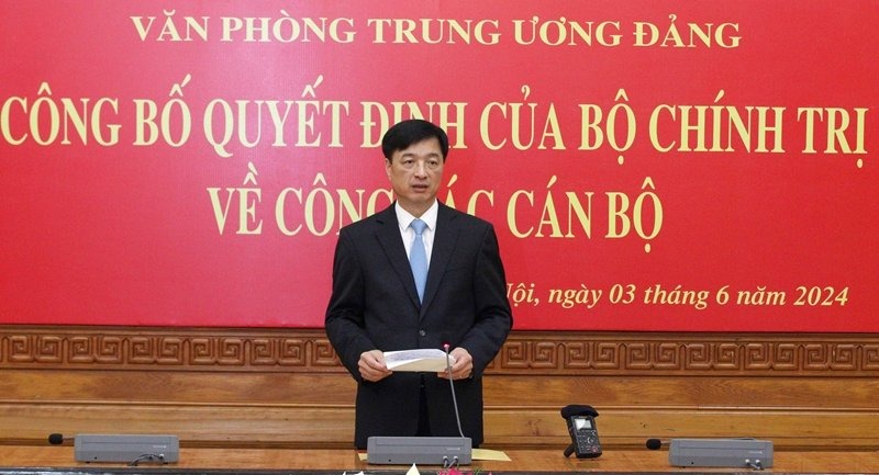 Thượng tướng Nguyễn Duy Ngọc l&agrave;m Ch&aacute;nh Văn ph&ograve;ng Trung ương Đảng- Ảnh 4.