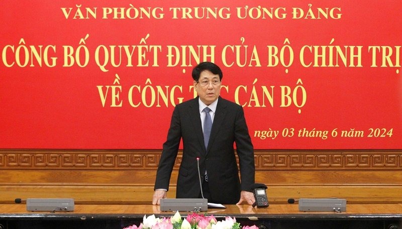 Thượng tướng Nguyễn Duy Ngọc l&agrave;m Ch&aacute;nh Văn ph&ograve;ng Trung ương Đảng- Ảnh 2.