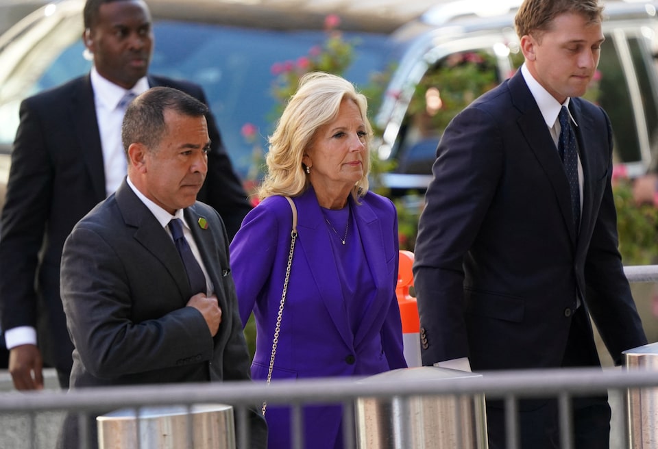 Tổng thống Joe Biden l&ecirc;n tiếng trước "phi&ecirc;n t&ograve;a lịch sử" của con trai- Ảnh 2.