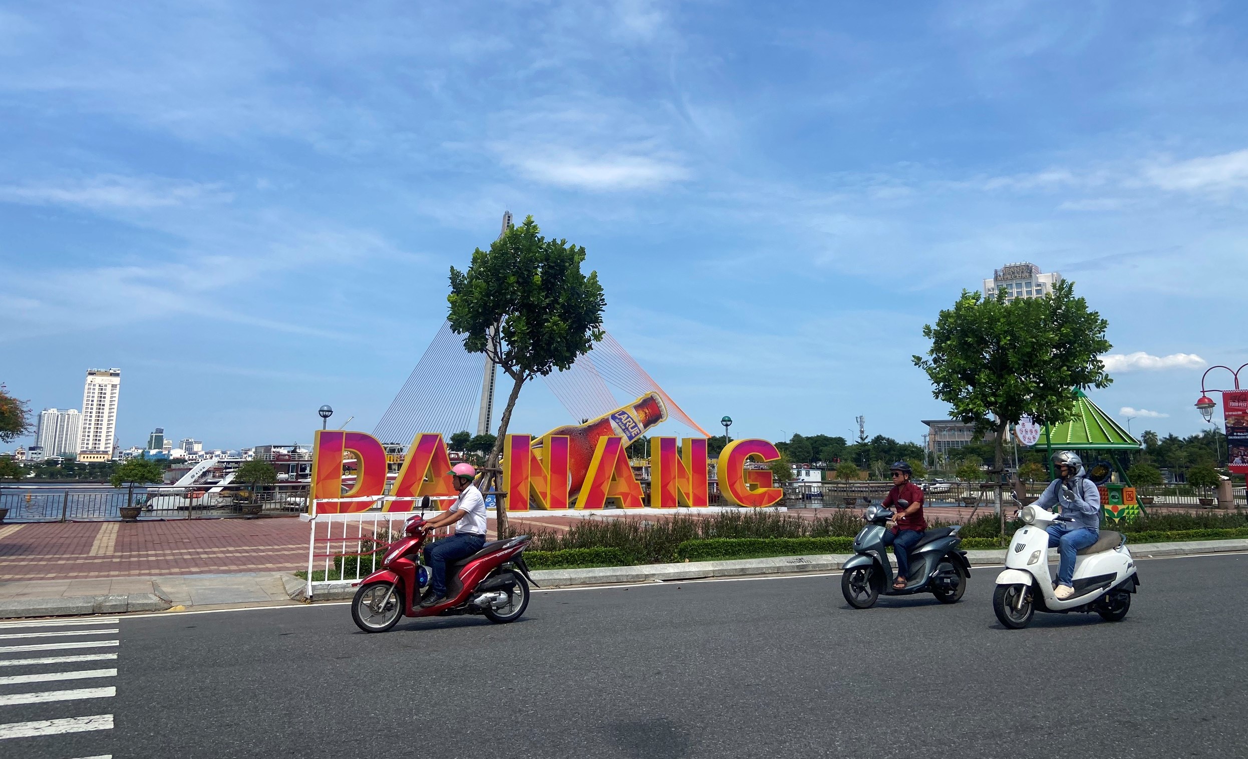 Người d&acirc;n Đ&agrave; Nẵng băn khoăn: "Phố đi bộ" hay "phố đi nhậu"?!- Ảnh 1.