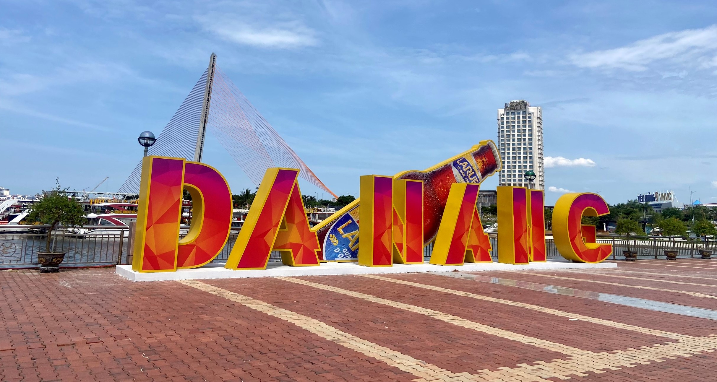 Người d&acirc;n Đ&agrave; Nẵng băn khoăn: "Phố đi bộ" hay "phố đi nhậu"?!- Ảnh 2.