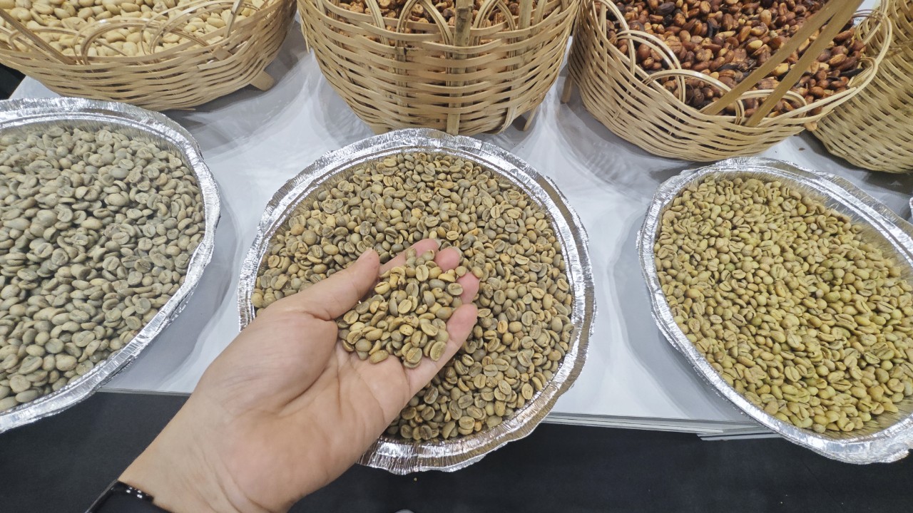 Gi&aacute; c&agrave; ph&ecirc; đang trở lại đỉnh khi nguồn cung cạn kiệt- Ảnh 1.