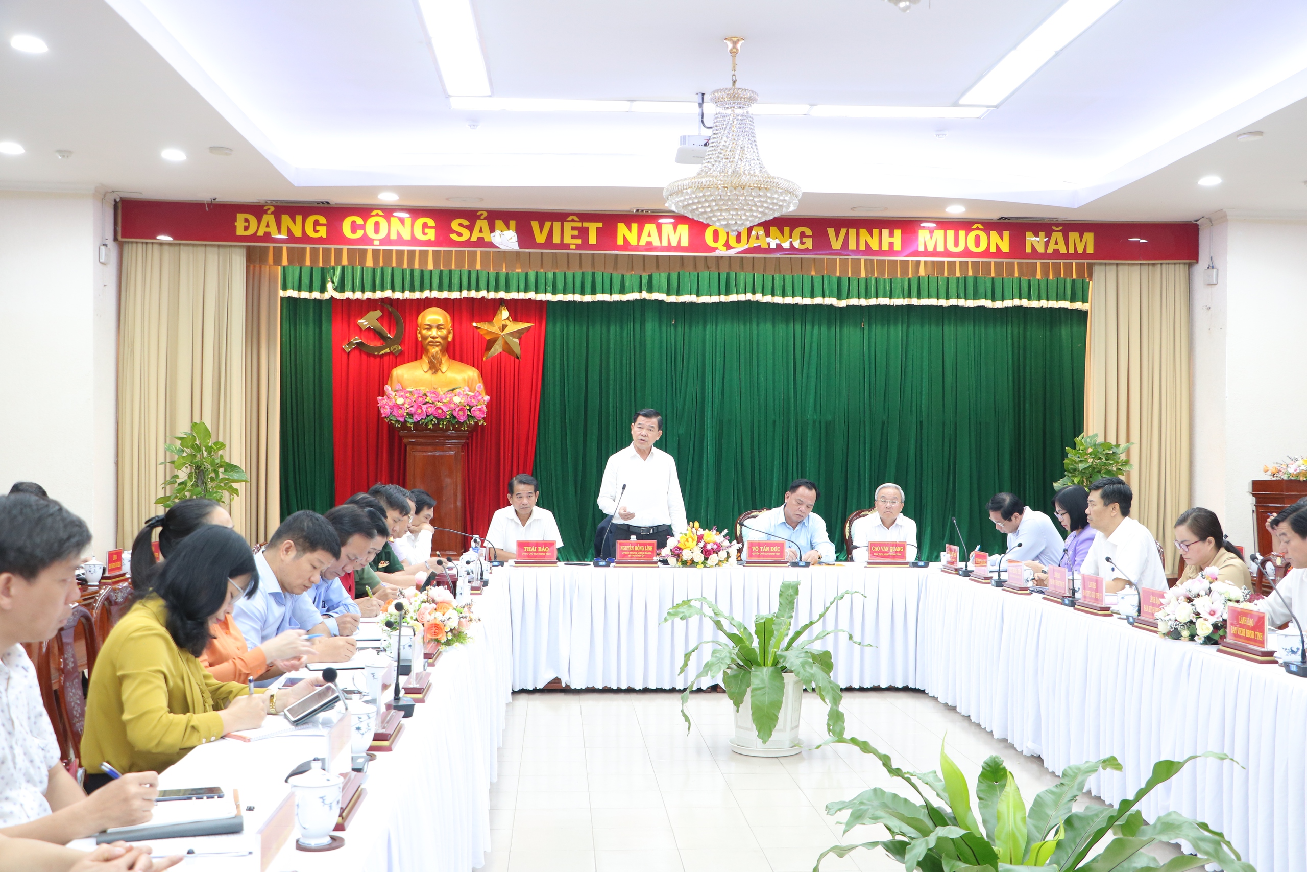 Vụ 112 hồ sơ ở dự án cao tốc Biên Hòa - Vũng Tàu có dấu hiệu chỉnh sửa: Công an nói gì?- Ảnh 1.