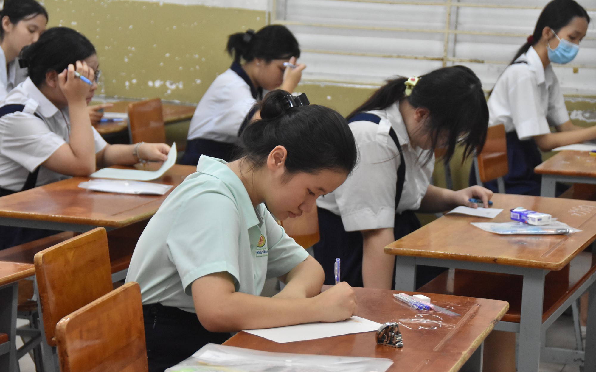 Thi lớp 10 ở TP HCM: 263 thí sinh vắng môn ngữ văn, bắt đầu thi ngoại ngữ