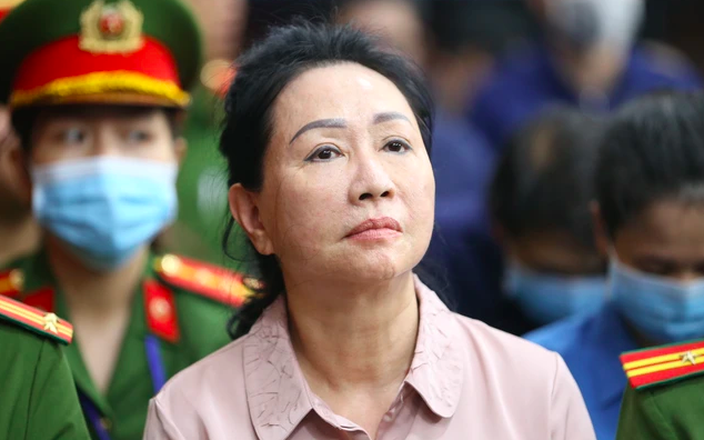 Trương Mỹ Lan c&ugrave;ng đồng phạm đ&atilde; chuyển hơn 106 ng&agrave;n tỉ đồng ra nước ngo&agrave;i