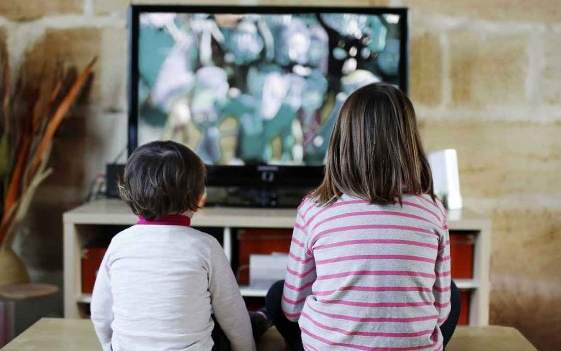Những ứng dụng giúp cha mẹ kiểm soát con xem điện thoại, TV trong kỳ nghỉ hè