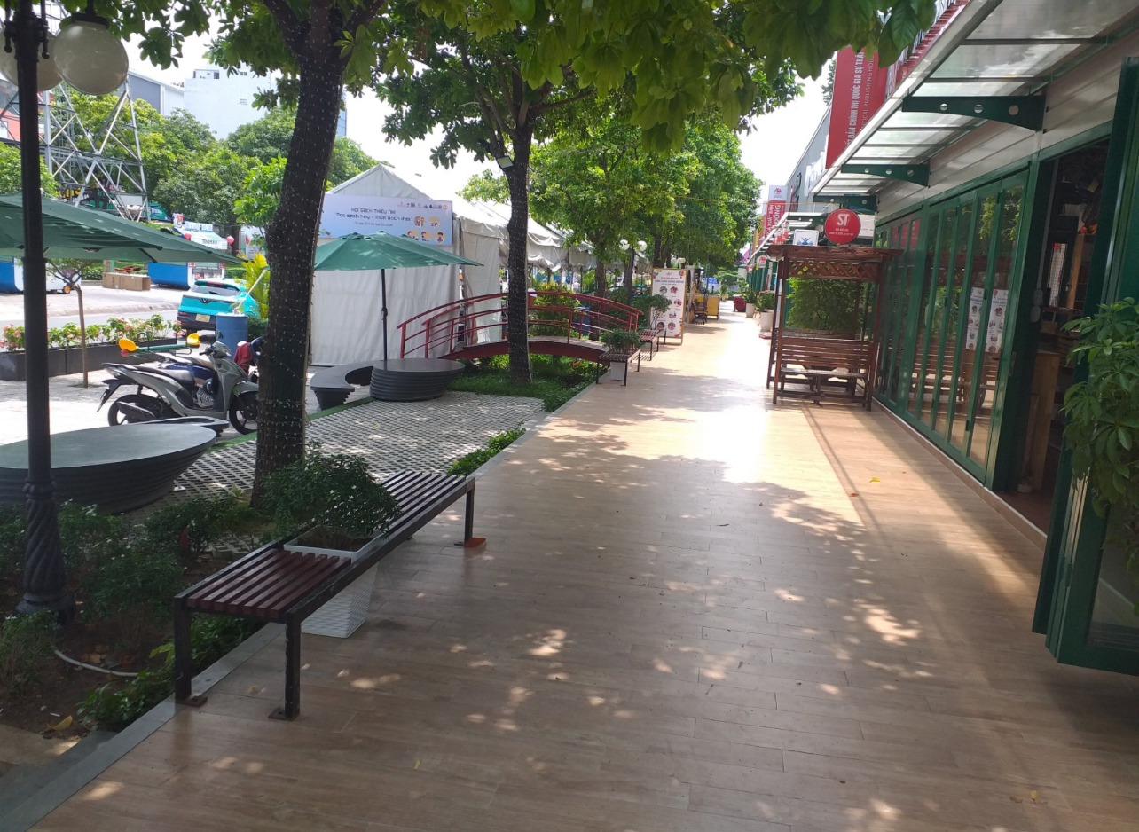 Cần th&ecirc;m chỗ ngồi ở đường s&aacute;ch- Ảnh 1.