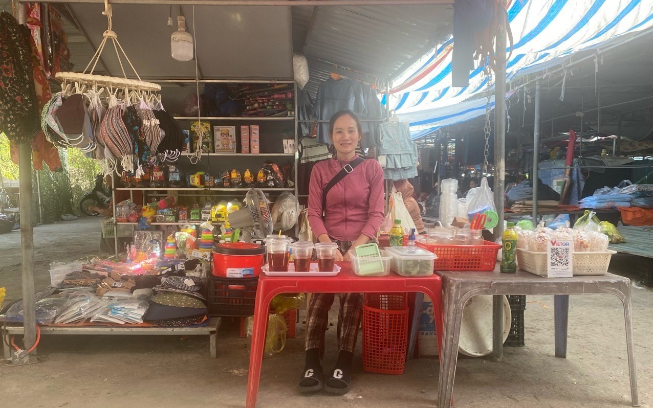 Nhẹ nhõm khi trả gần hết nợ cho gia đình
