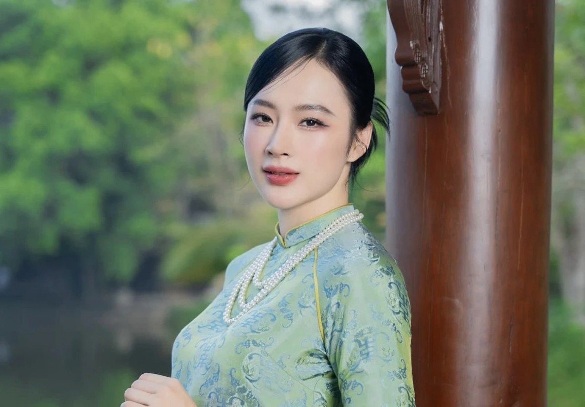 Showbiz Việt: Những người đẹp xin lỗi sau khi g&acirc;y sốc!- Ảnh 1.