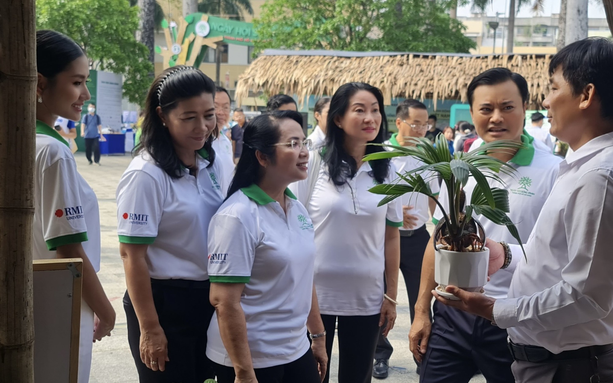Ngày hội sống xanh Phú Mỹ Hưng: Câu chuyện Hoa và Rác- Ảnh 8.