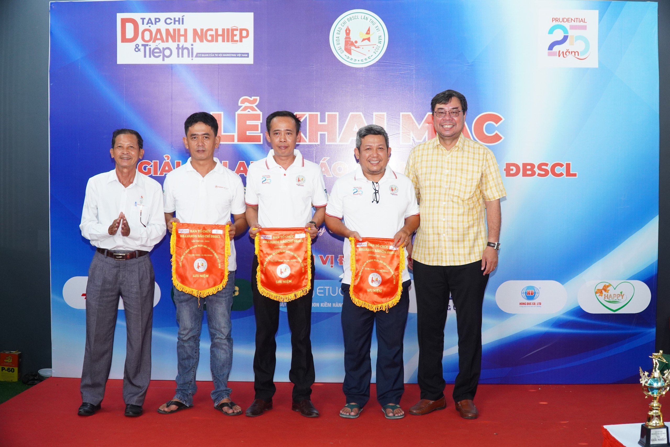 Hơn 100 cơ thủ tranh t&agrave;i tại Giải Billiards B&aacute;o ch&iacute; ĐBSCL- Ảnh 6.