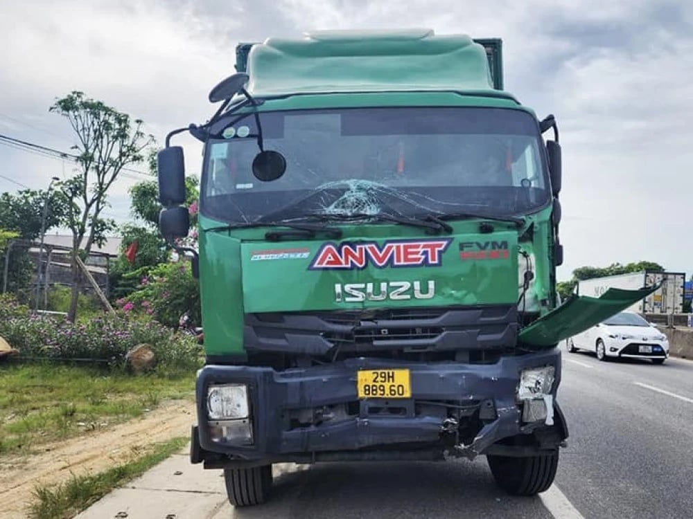 Th&ocirc;ng tin mới vụ tai nạn giao th&ocirc;ng khiến 3 người tử vong ở H&agrave; Tĩnh- Ảnh 2.
