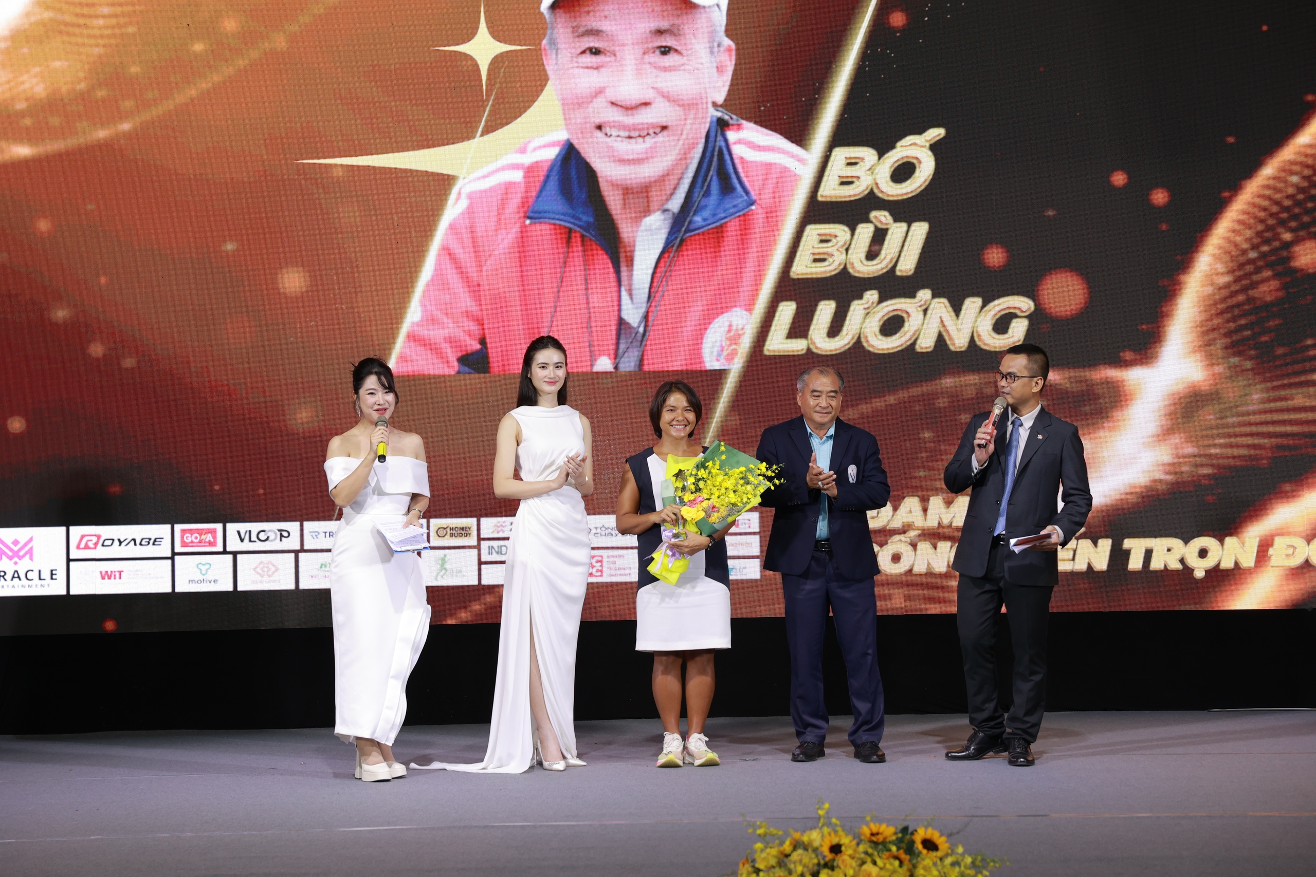 Việt Nam lần đầu có giải thưởng vinh danh cộng đồng chạy bộ phong trào- Ảnh 4.