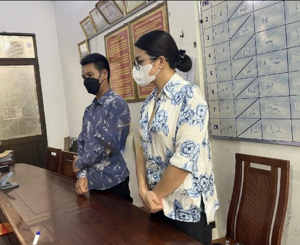 Đề nghị truy tố đ&ocirc;i nam nữ l&aacute;i xe sang t&ocirc;ng nhau giữa đường- Ảnh 2.