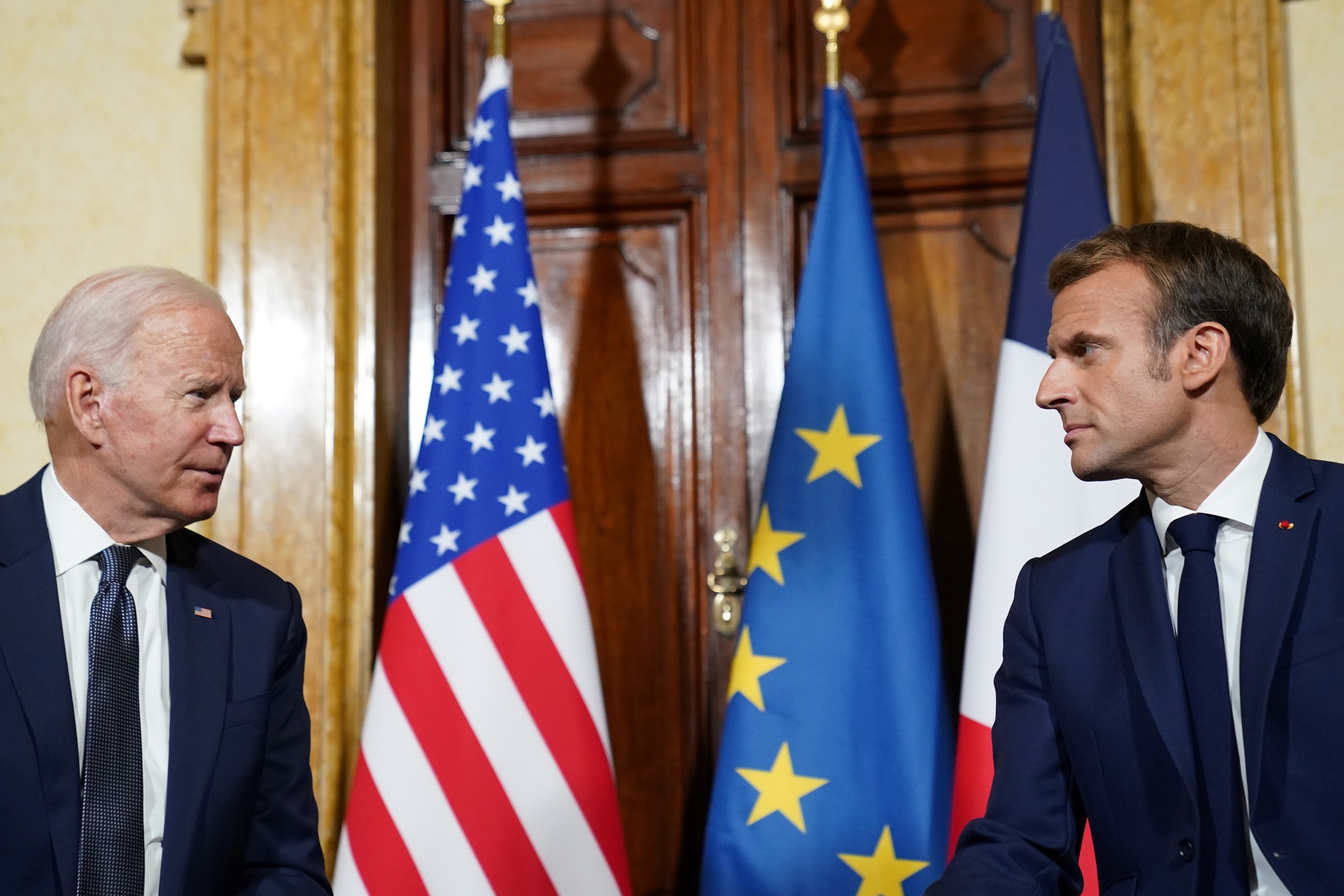Tổng thống Mỹ Joe Biden c&oacute; chuyến thăm Ph&aacute;p v&agrave; hội đ&agrave;m với người đồng cấp Emmanuel Macron. Ảnh: Reuters