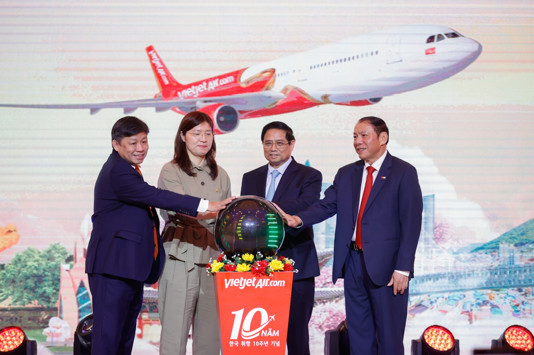 Hàng không ký kết hợp tác với nhiều doanh nghiệp Hàn Quốc trong chuyến thăm của Thủ tướng- Ảnh 3.