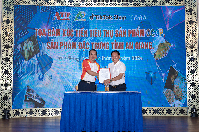 HDBank hợp tác với Trung tâm Xúc tiến Thương mại và Đầu tư tỉnh An Giang tăng sức bật cho doanh nghiệp địa phương- Ảnh 1.
