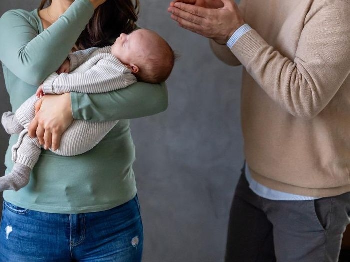 Từ h&ocirc;m nay (1-7), chồng kh&ocirc;ng được y&ecirc;u cầu ly h&ocirc;n d&ugrave; vợ c&oacute; thai, sinh con với người kh&aacute;c- Ảnh 1.