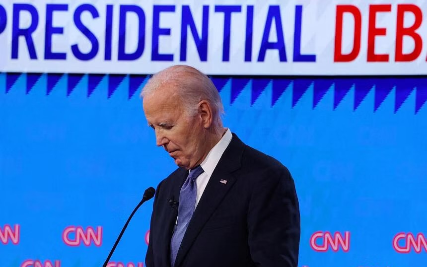 Hé lộ lý do Tổng thống Biden “hụt hơi” khi tranh luận với ông Trump