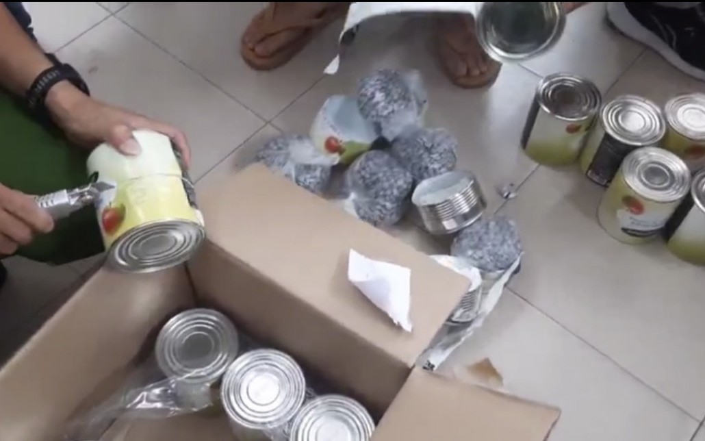 Bắt lượng ma t&uacute;y lớn nhất từ trước đến nay vận chuyển qua đường h&agrave;ng kh&ocirc;ng