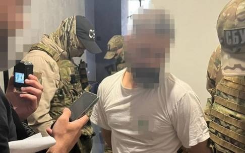 Ukraine phá “âm mưu đảo chính”