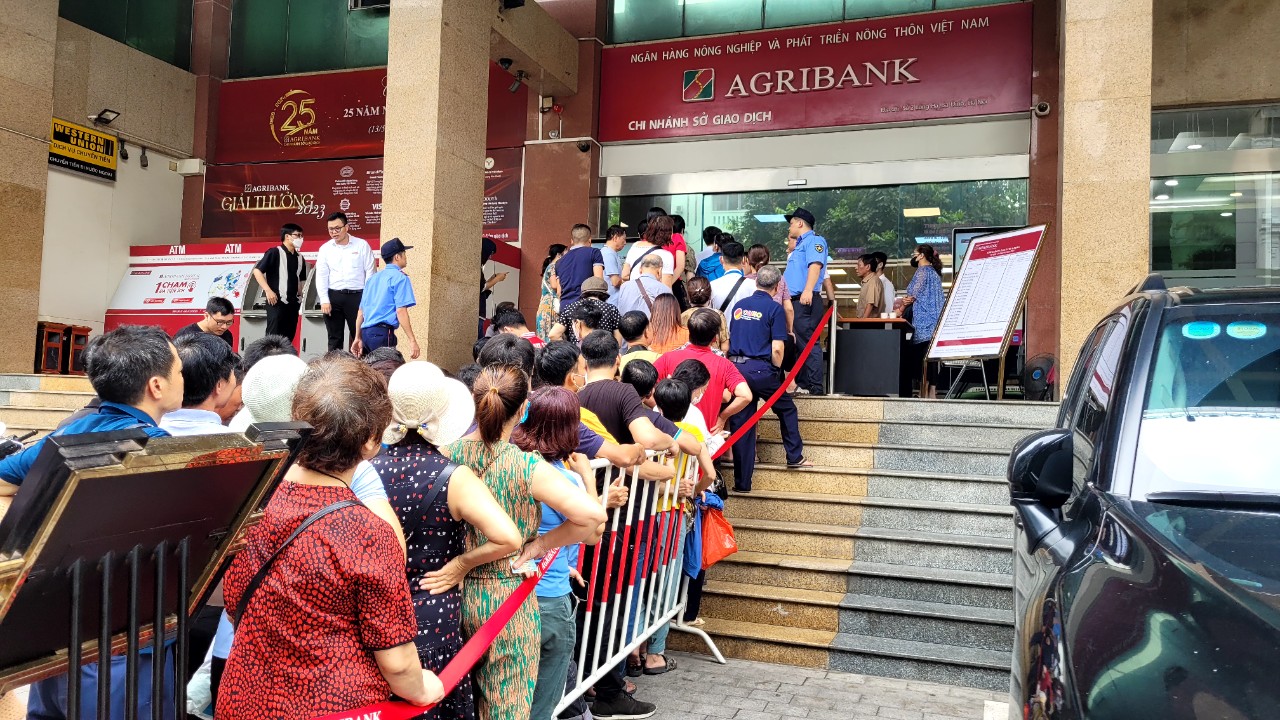 Kh&ocirc;ng phải v&agrave;ng miếng SJC, bất động sản mới l&agrave; k&ecirc;nh đứng đầu về lợi suất đầu tư- Ảnh 1.