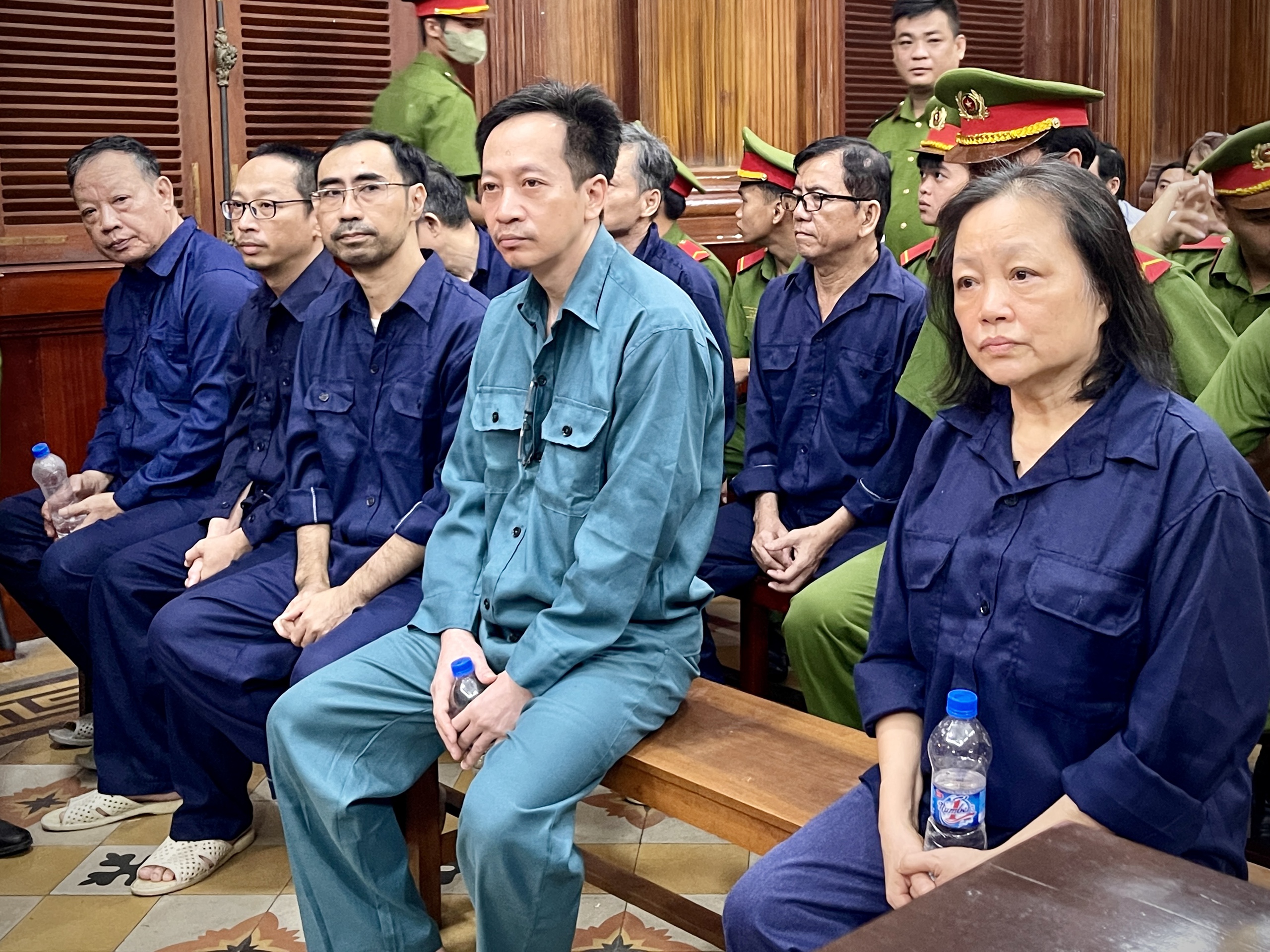 Các bị cáo tại phiên xét xử