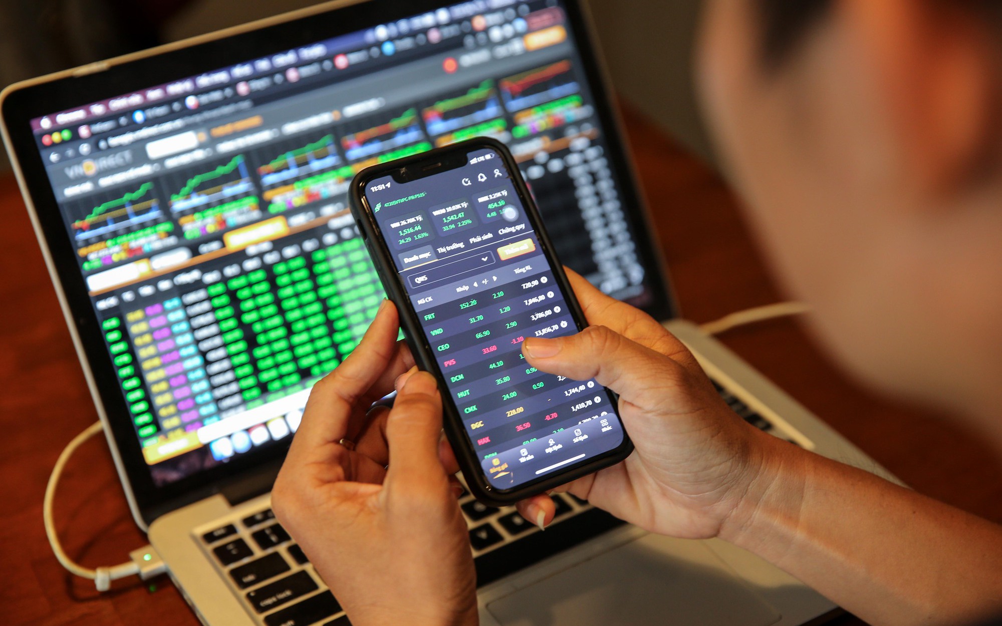 VinaCapital nói gì về động thái bán ròng gần 50.000 tỉ đồng của khối ngoại?