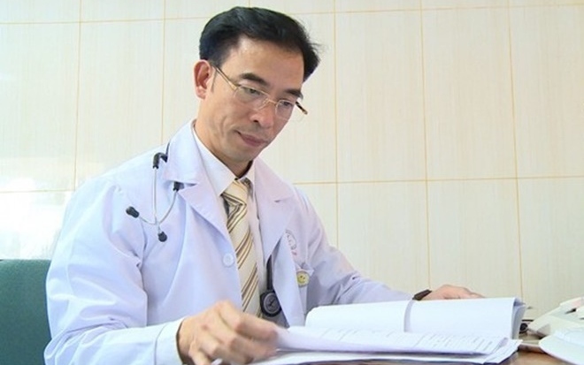 GS Nguyễn Quang Tuấn xin thực hành tại bệnh viện, trở lại hành nghề
