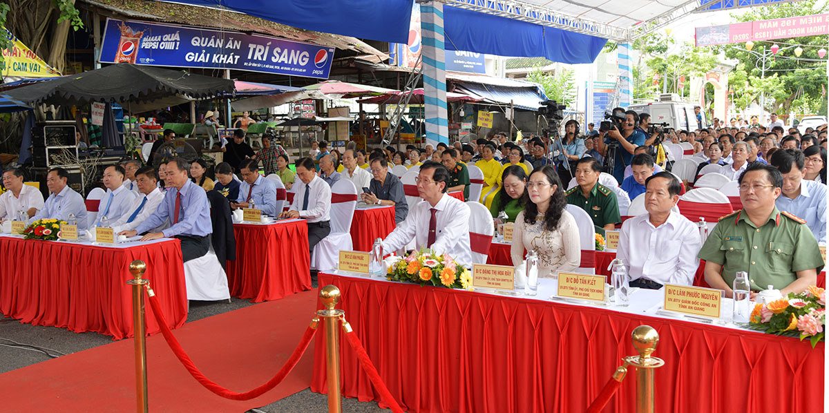 CLIP: An Giang tưởng niệm 195 năm ng&agrave;y mất Danh thần Thoại Ngọc Hầu- Ảnh 1.