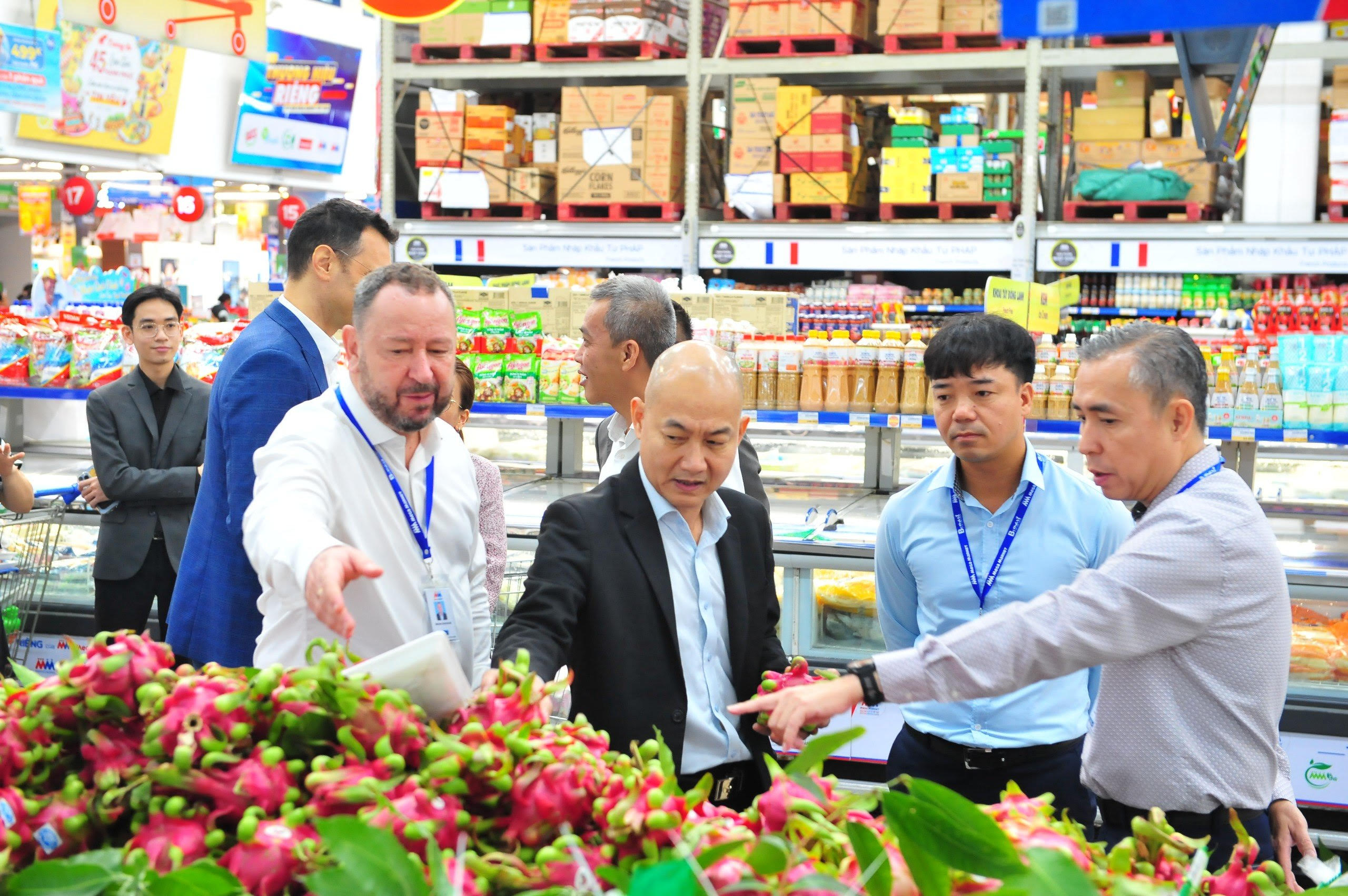 MM Mega Market đang tích cực hỗ trợ tiêu thụ mặt hàng thanh long ở thị trường trong nước lẫn xuất khẩu