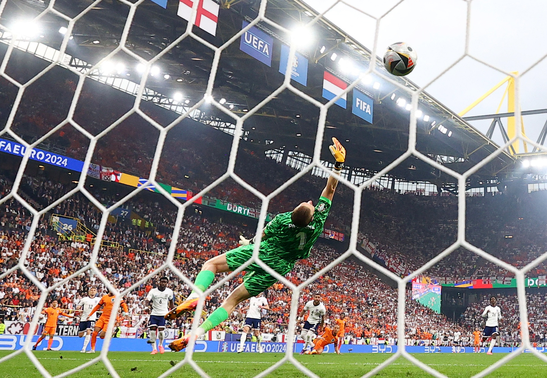 Những kỷ lục v&agrave; thống k&ecirc; n&oacute;ng sau trận Anh - H&agrave; Lan ở b&aacute;n kết Euro 2024- Ảnh 4.