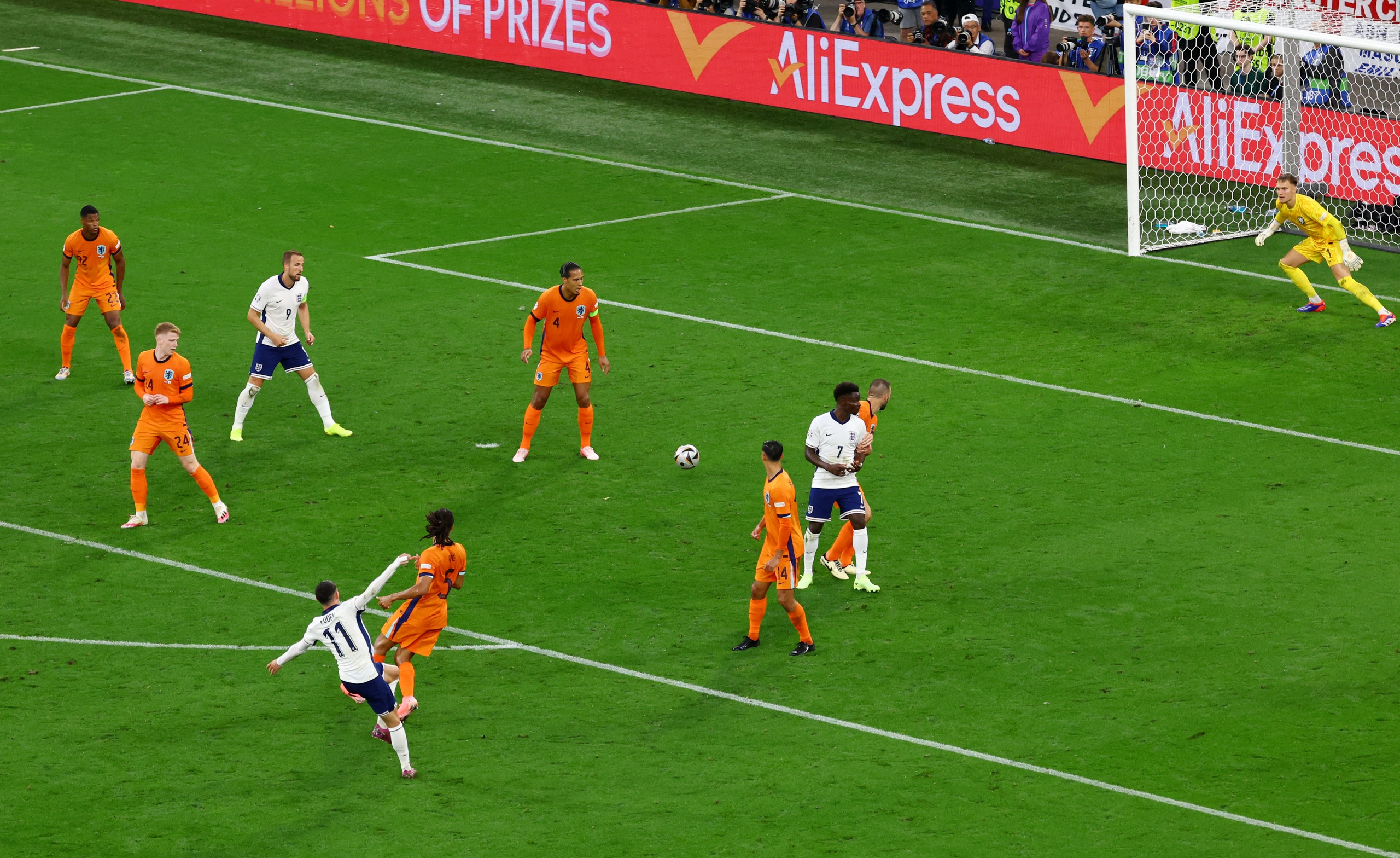Những kỷ lục v&agrave; thống k&ecirc; n&oacute;ng sau trận Anh - H&agrave; Lan ở b&aacute;n kết Euro 2024- Ảnh 10.