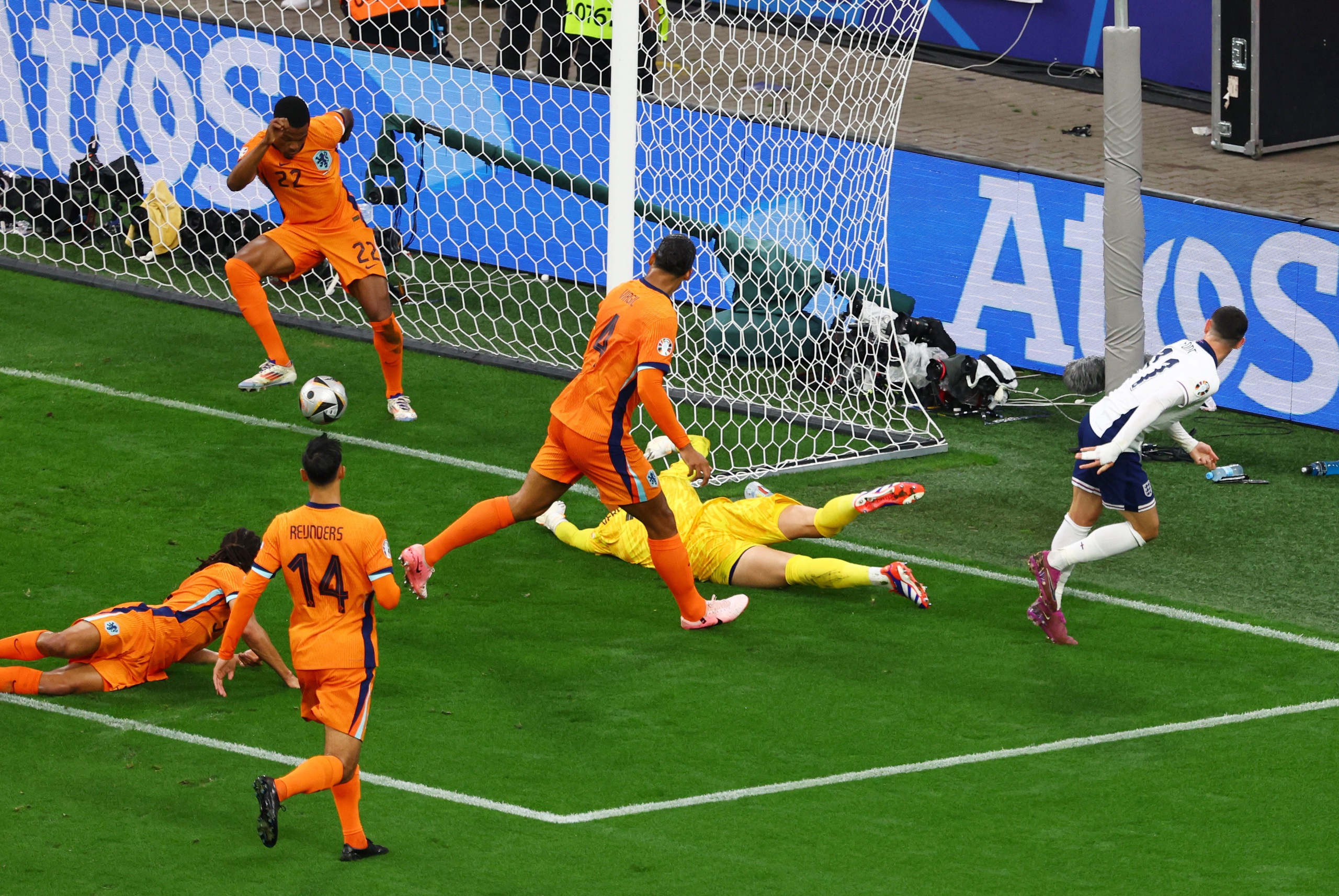 Những kỷ lục v&agrave; thống k&ecirc; n&oacute;ng sau trận Anh - H&agrave; Lan ở b&aacute;n kết Euro 2024- Ảnh 12.