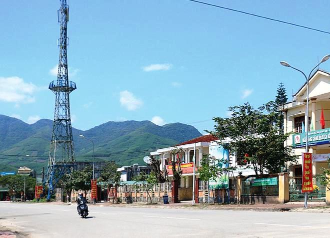 Huyện miền n&uacute;i Quảng Ng&atilde;i vận động 400-500 triệu đồng bắn ph&aacute;o hoa- Ảnh 1.